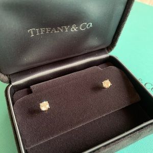 💎STUNNING Tiffany & Co. Diamond Stud Earrings💎